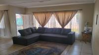 Lounges - 42 square meters of property in Hamberg