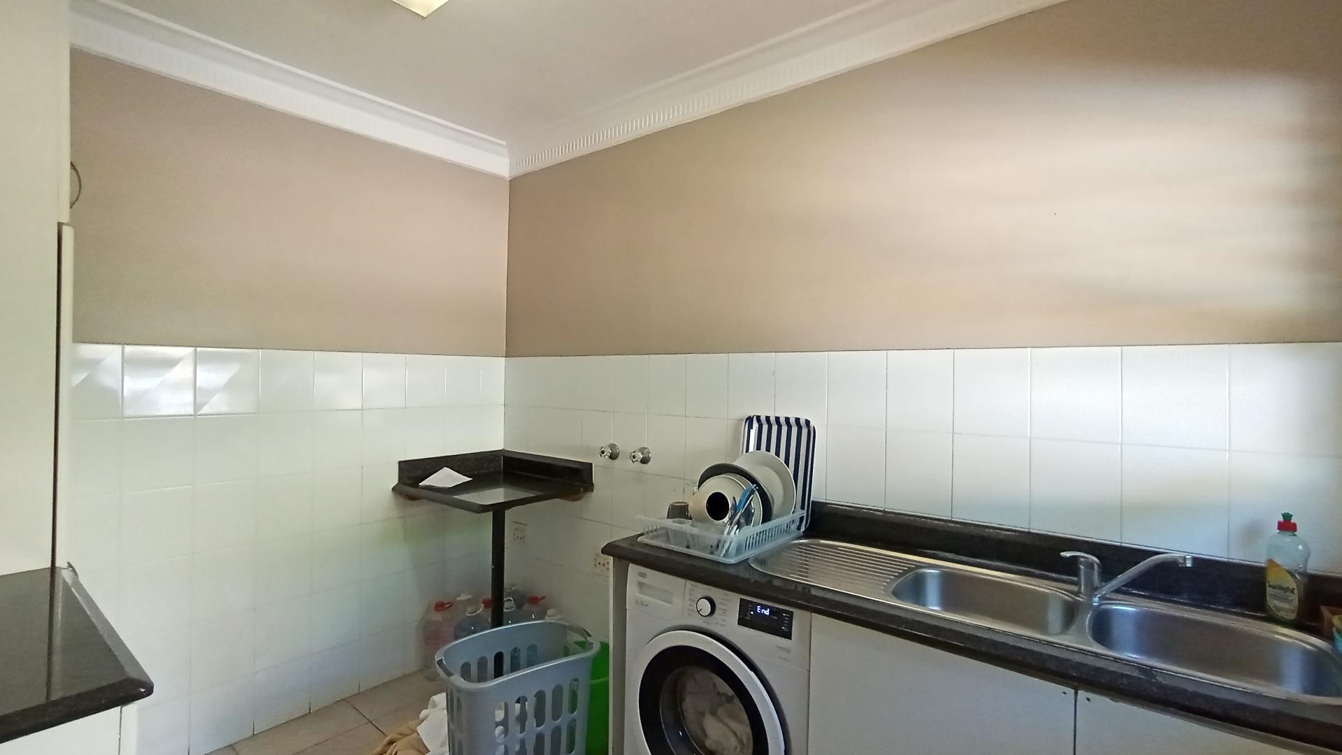 Scullery - 10 square meters of property in Prestondale