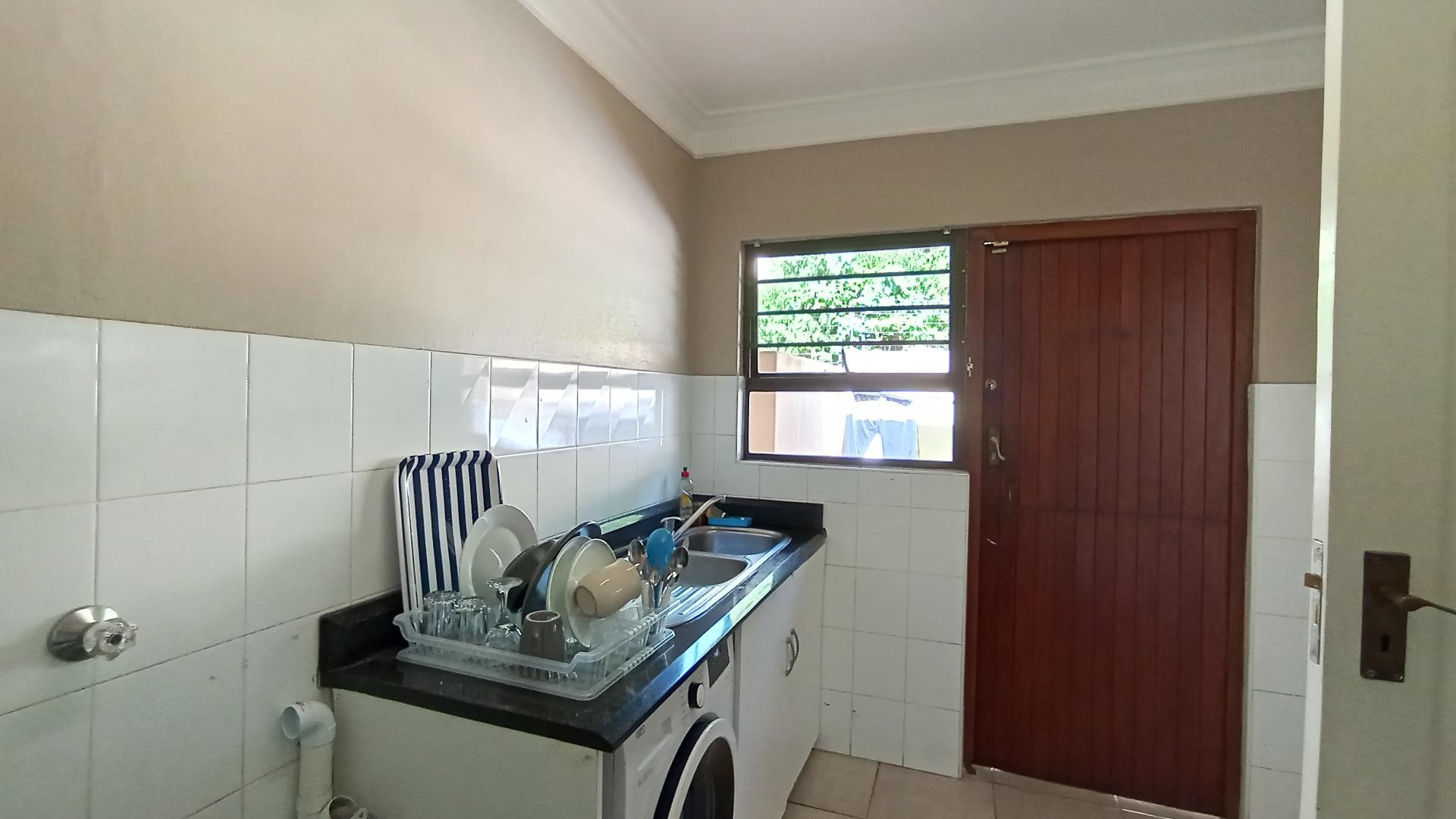 Scullery - 10 square meters of property in Prestondale