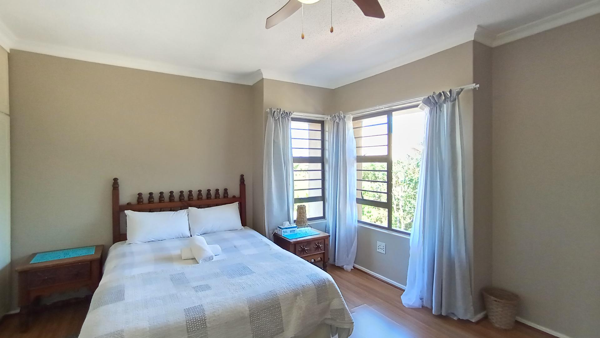 Bed Room 1 - 18 square meters of property in Prestondale