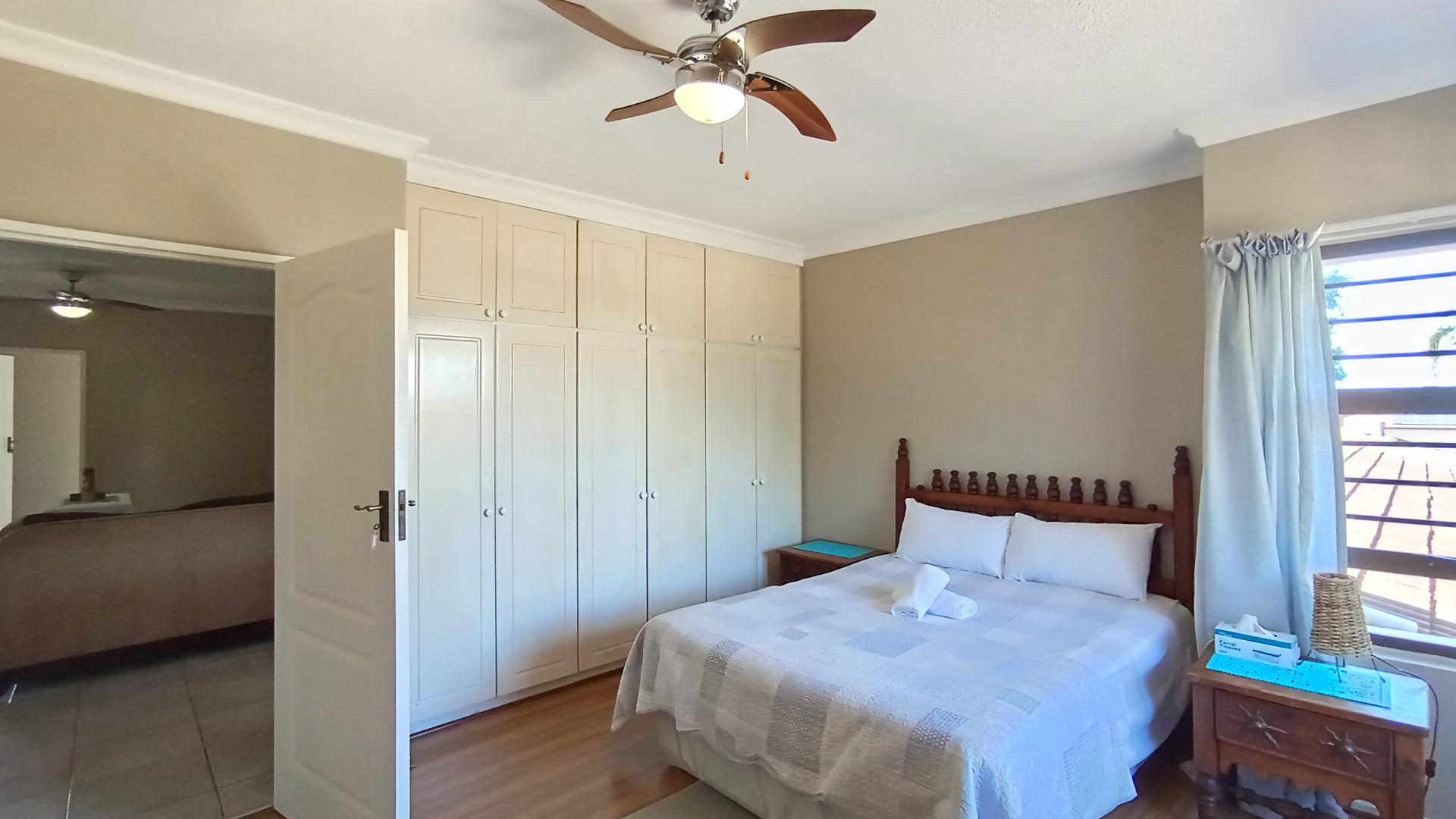 Bed Room 1 - 18 square meters of property in Prestondale