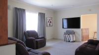 Lounges - 27 square meters of property in Ferryvale