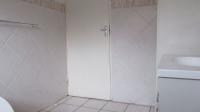 Main Bathroom - 9 square meters of property in Little Falls