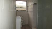 Bathroom 1 - 6 square meters of property in Little Falls