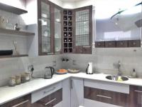 Kitchen of property in Shellyvale