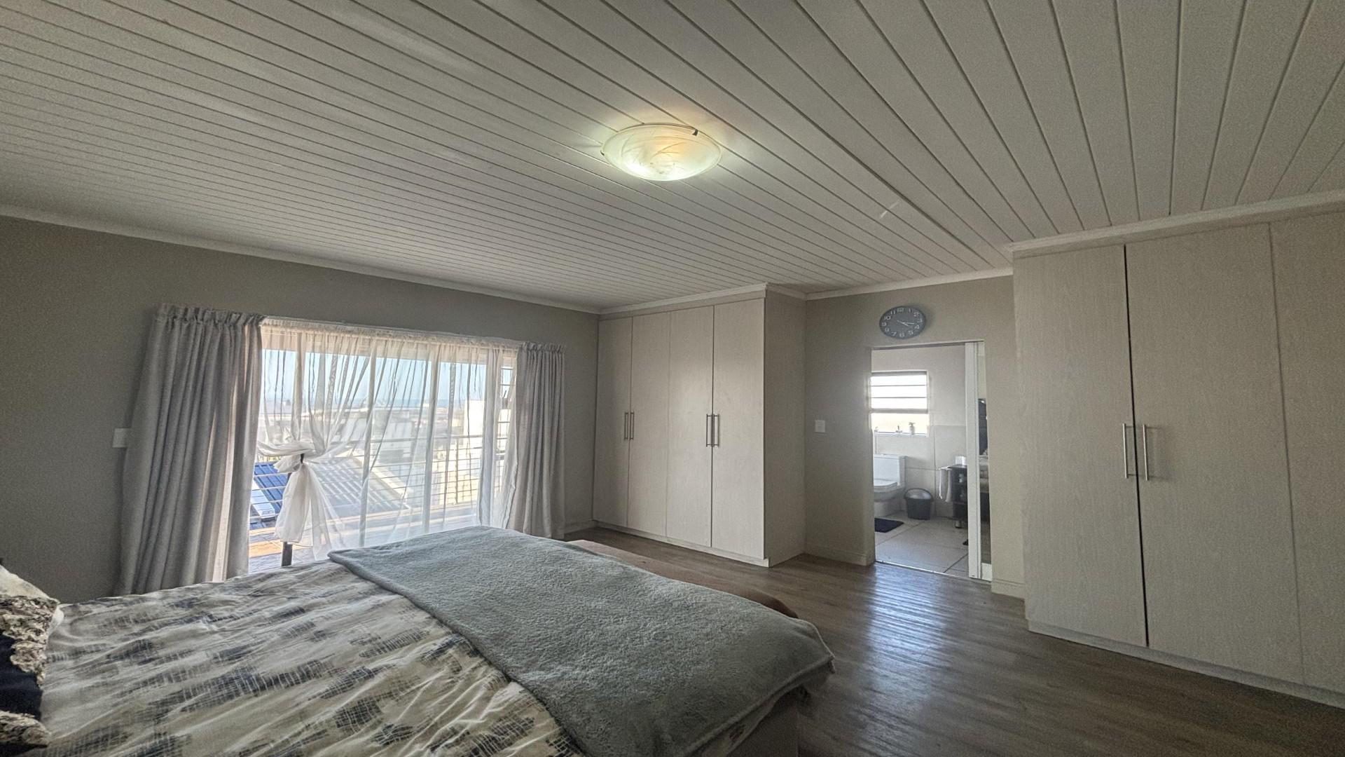 Bed Room 4 of property in Humewood 