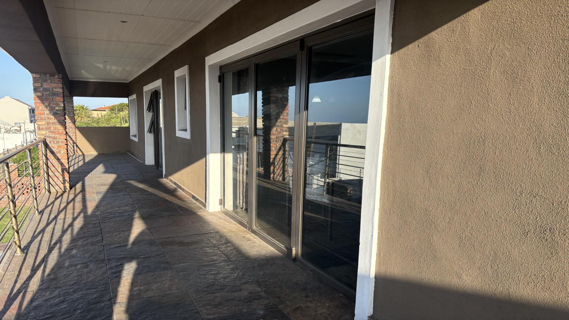 Balcony of property in Humewood 