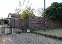 Front View of property in Witpoortjie