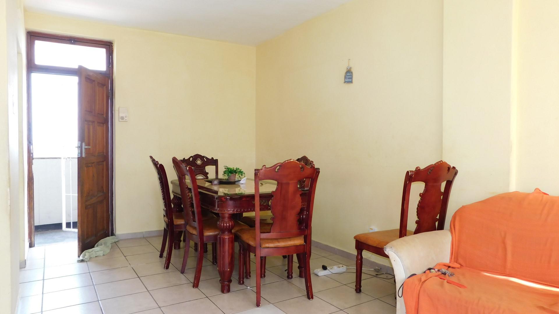 Dining Room - 7 square meters of property in Pinetown 