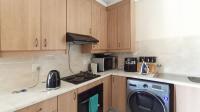 Kitchen - 8 square meters of property in Greengate