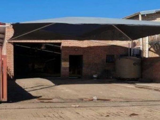 Commercial for Sale For Sale in Rustenburg - MR586735