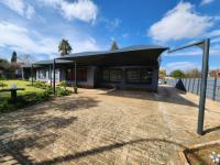 4 Bedroom 2 Bathroom House for Sale for sale in Brackenhurst