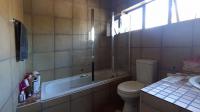 Bathroom 1 - 7 square meters of property in Fishers Hill