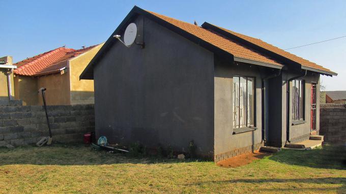 House For Sale in Mohlakeng