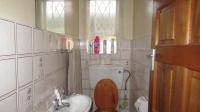 Guest Toilet - 3 square meters of property in Vanderbijlpark