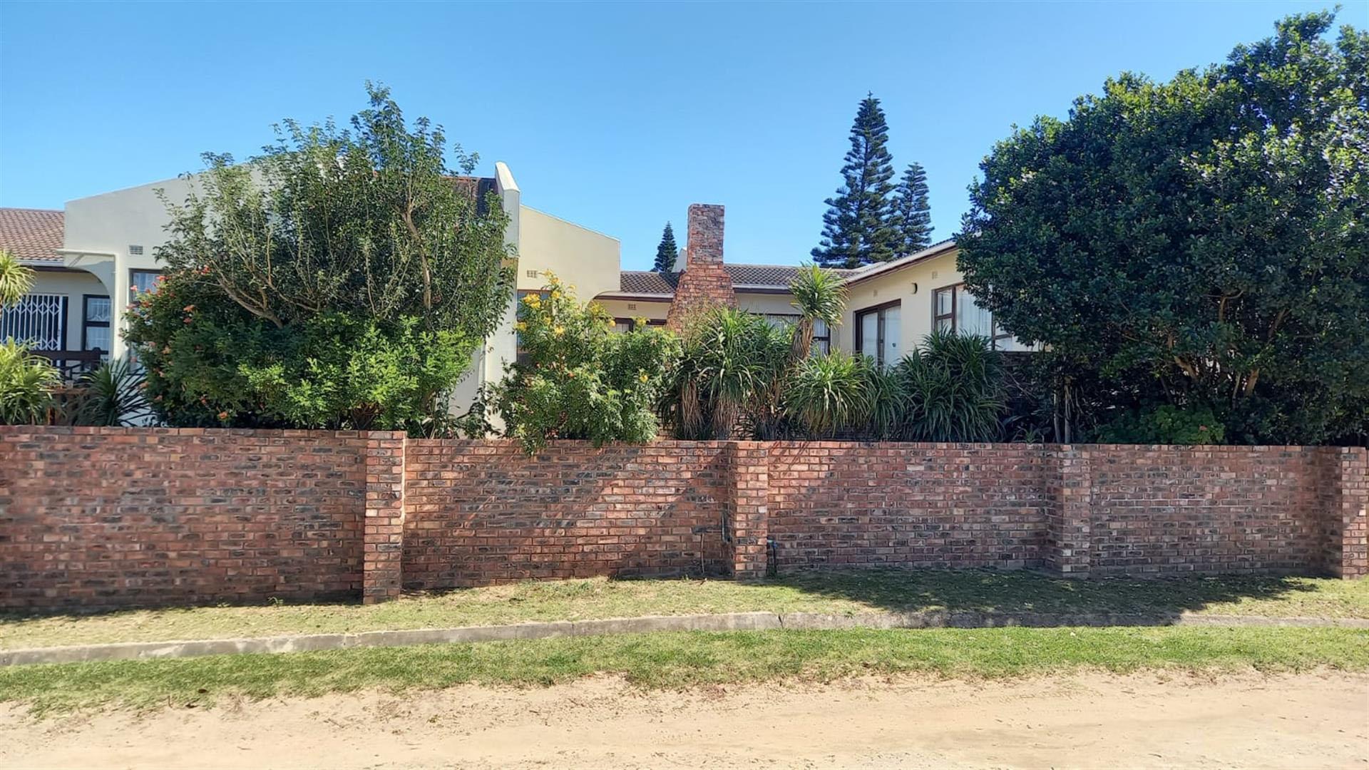 Front View of property in Forest Downs