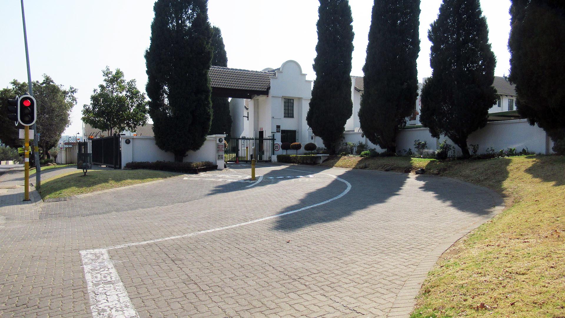 FNB Quick Sell 1 Bedroom Sectional Title for Sale in Edenval