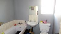Bathroom 1 - 5 square meters of property in Salfin