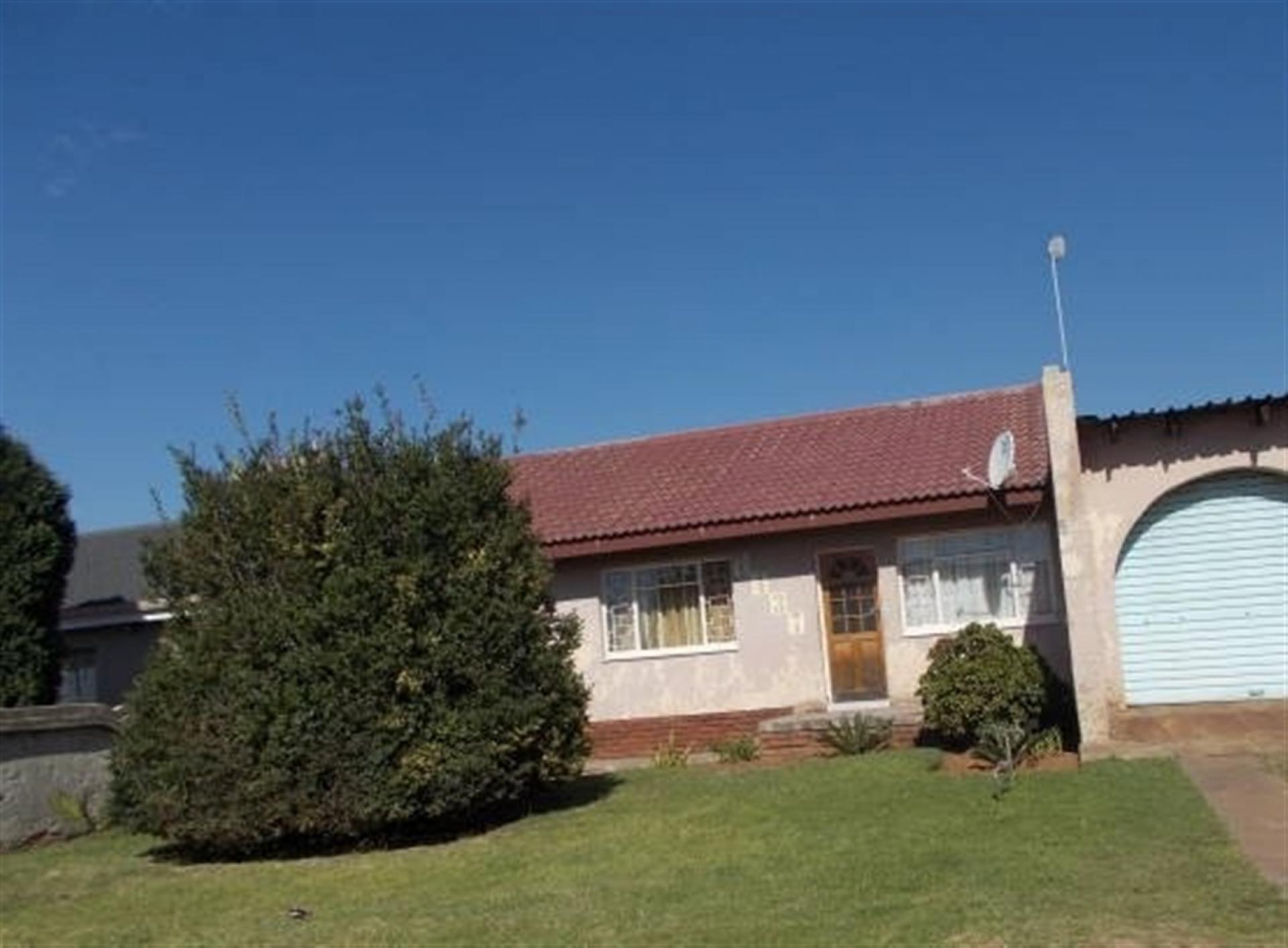 Front View of property in Mhluzi