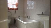 Bathroom 1 - 5 square meters of property in Kempton Park