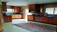 Kitchen of property in Weltevreden Park