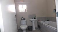 Bathroom 1 of property in Palm Ridge