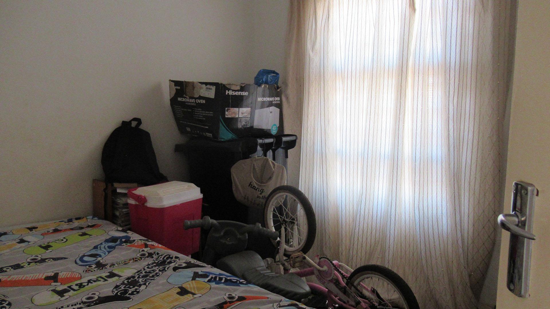 Bed Room 2 - 8 square meters of property in Soweto