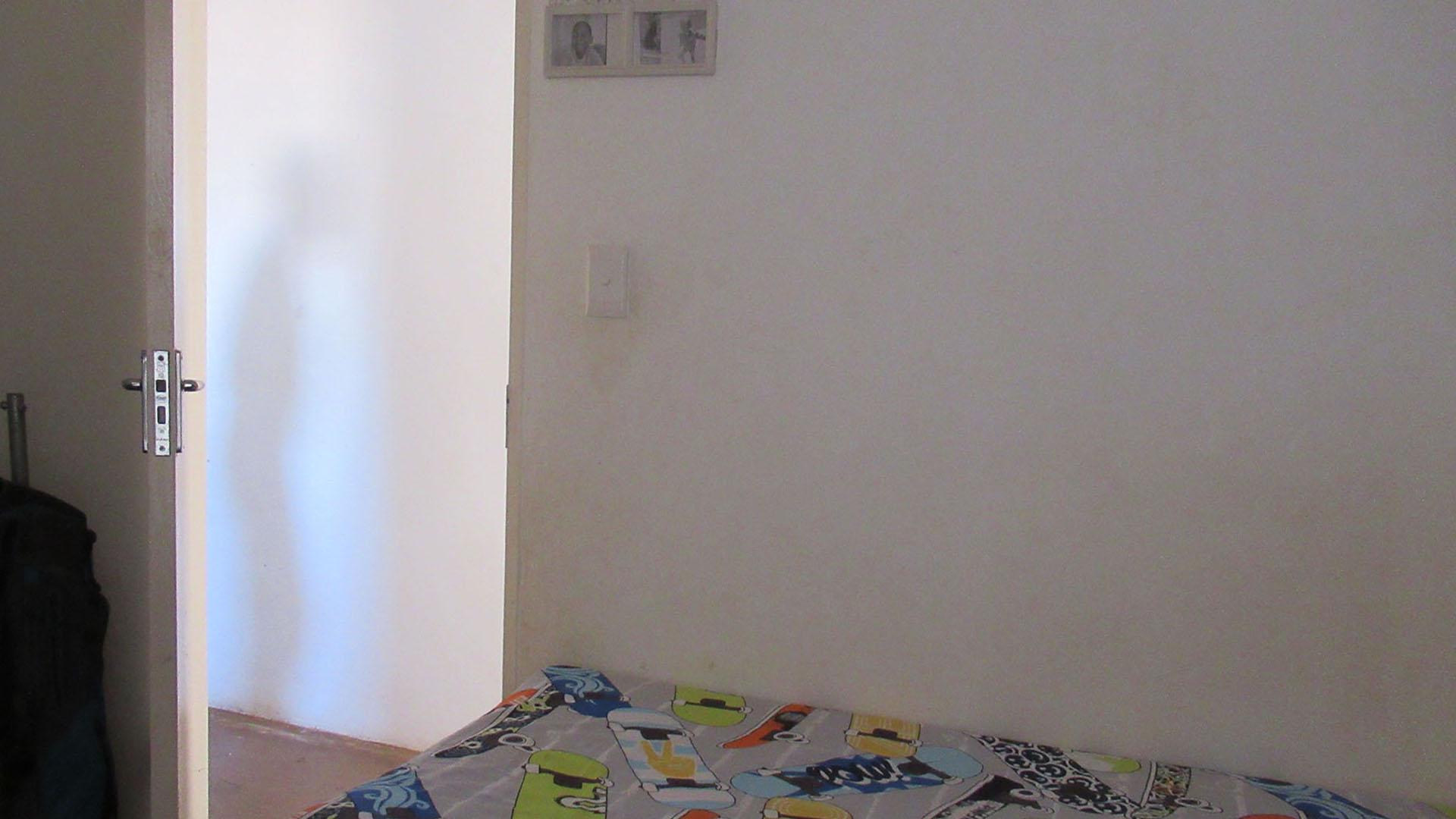 Bed Room 2 - 8 square meters of property in Soweto