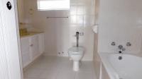 Main Bathroom - 7 square meters of property in Umhlanga Rocks