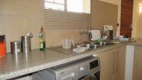 Kitchen - 9 square meters of property in Sagewood