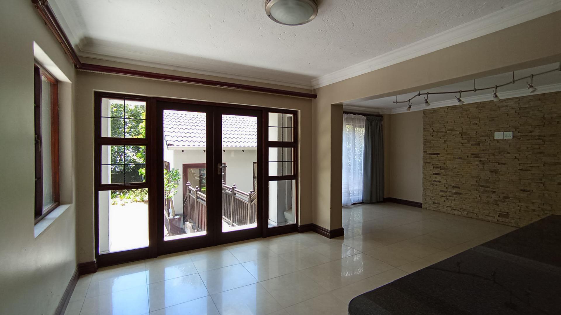 Spaces - 108 square meters of property in Midstream Estate