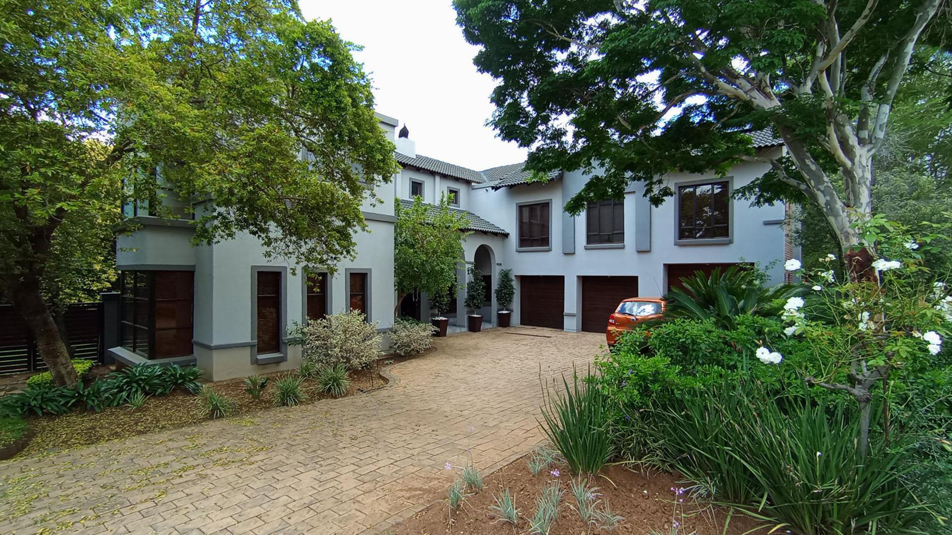 Front View of property in Midstream Estate