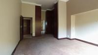 Main Bedroom - 31 square meters of property in Midstream Estate