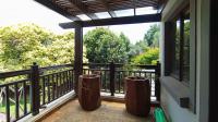 Balcony - 10 square meters of property in Midstream Estate