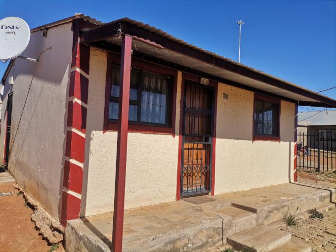 2 Bedroom House for Sale For Sale in Bloemfontein MR587648