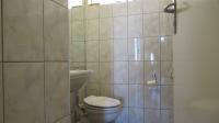 Guest Toilet - 3 square meters of property in Parktown