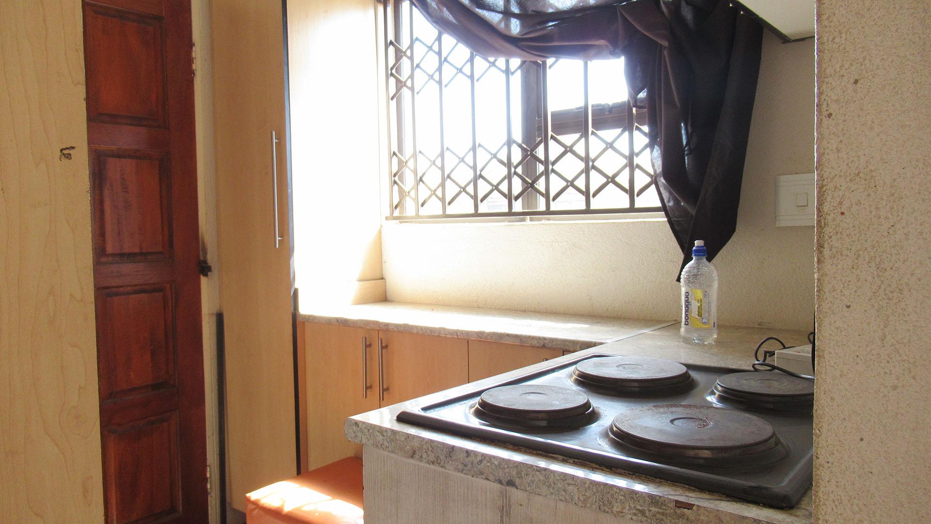 Kitchen - 6 square meters of property in Alliance