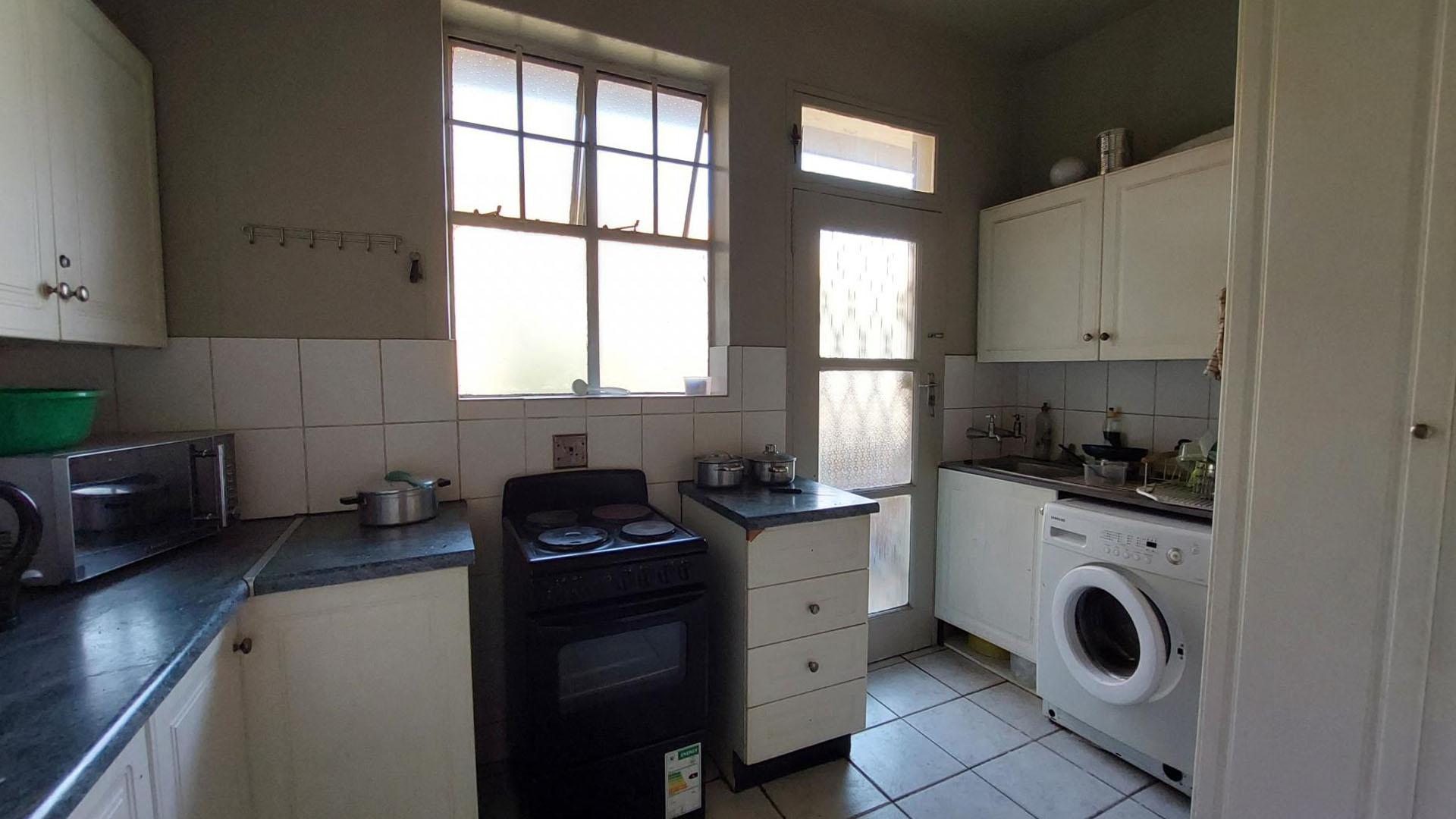 Kitchen - 9 square meters of property in Arcadia