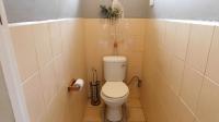 Bathroom 1 - 12 square meters of property in Umbilo 