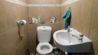 Bathroom 1 - 12 square meters of property in Umbilo 