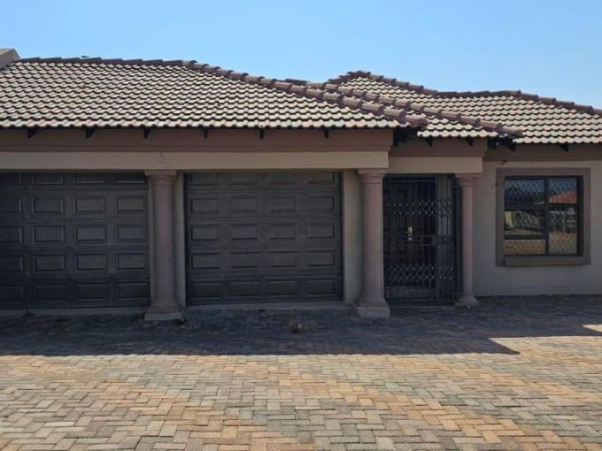 2 Bedroom House for Sale For Sale in Polokwane - MR588054