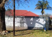 Front View of property in Cyrildene