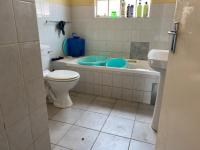 of property in Bendor