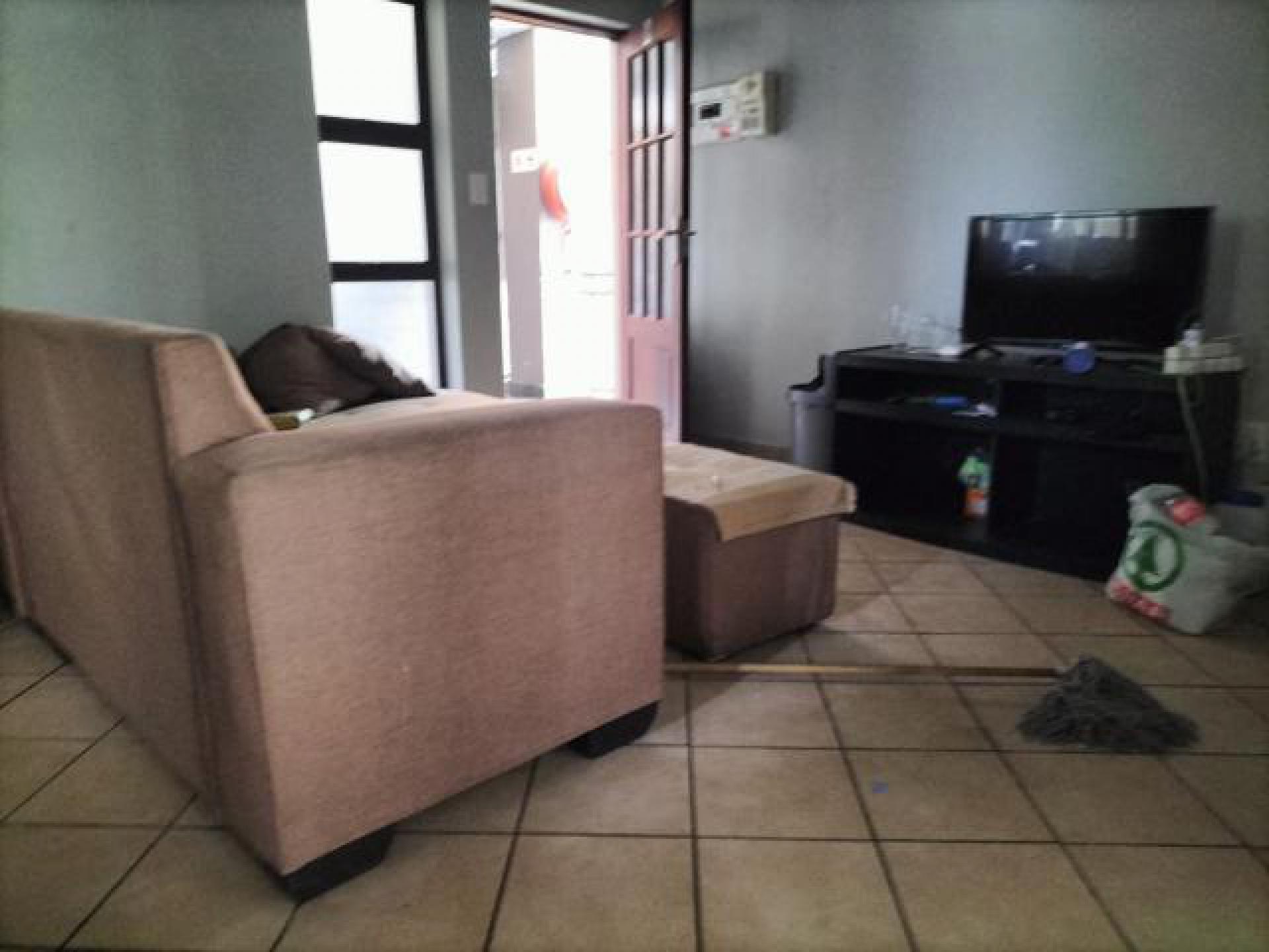 Lounges of property in Sonheuwel