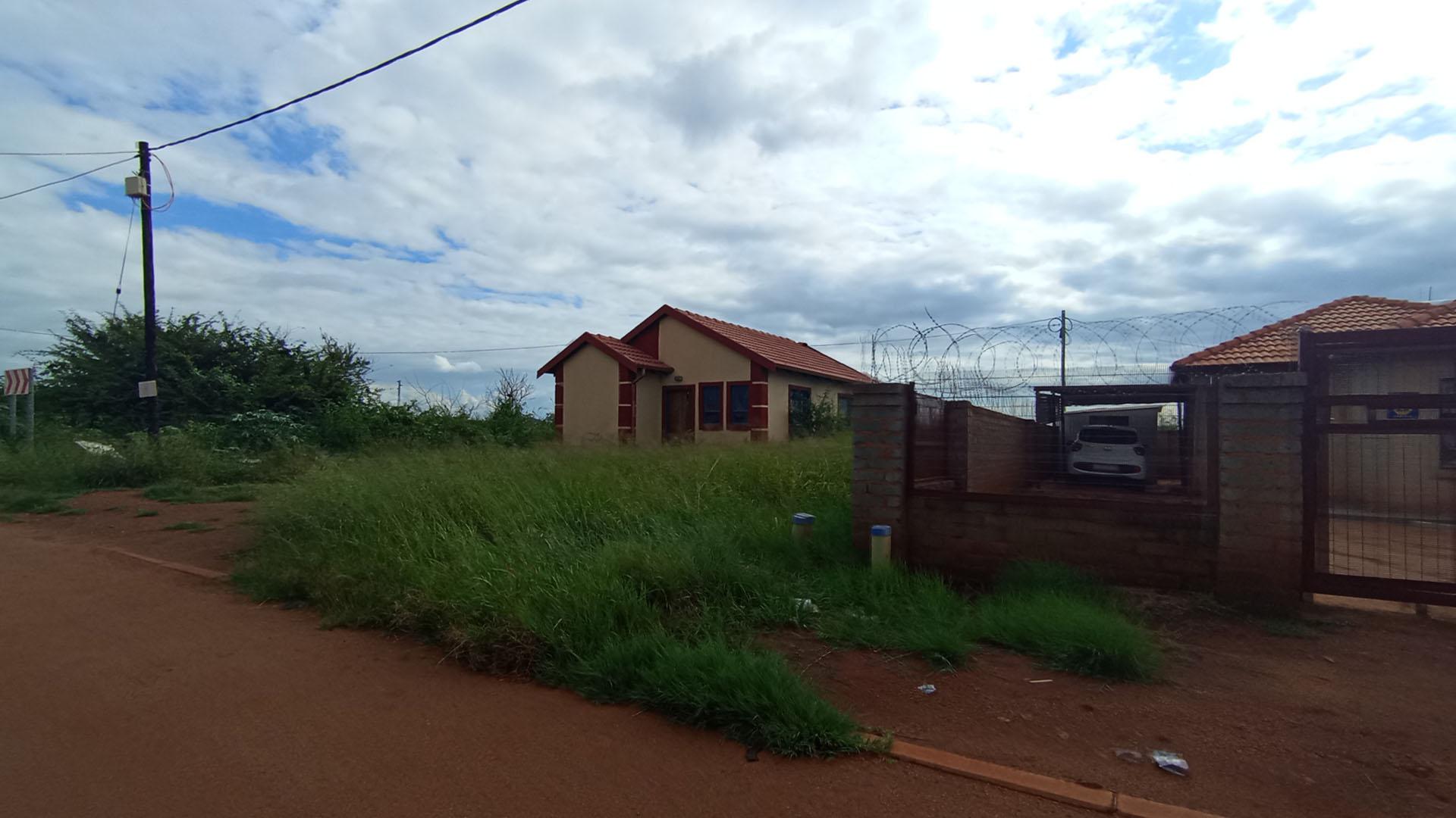 Front View of property in Ga-Rankuwa