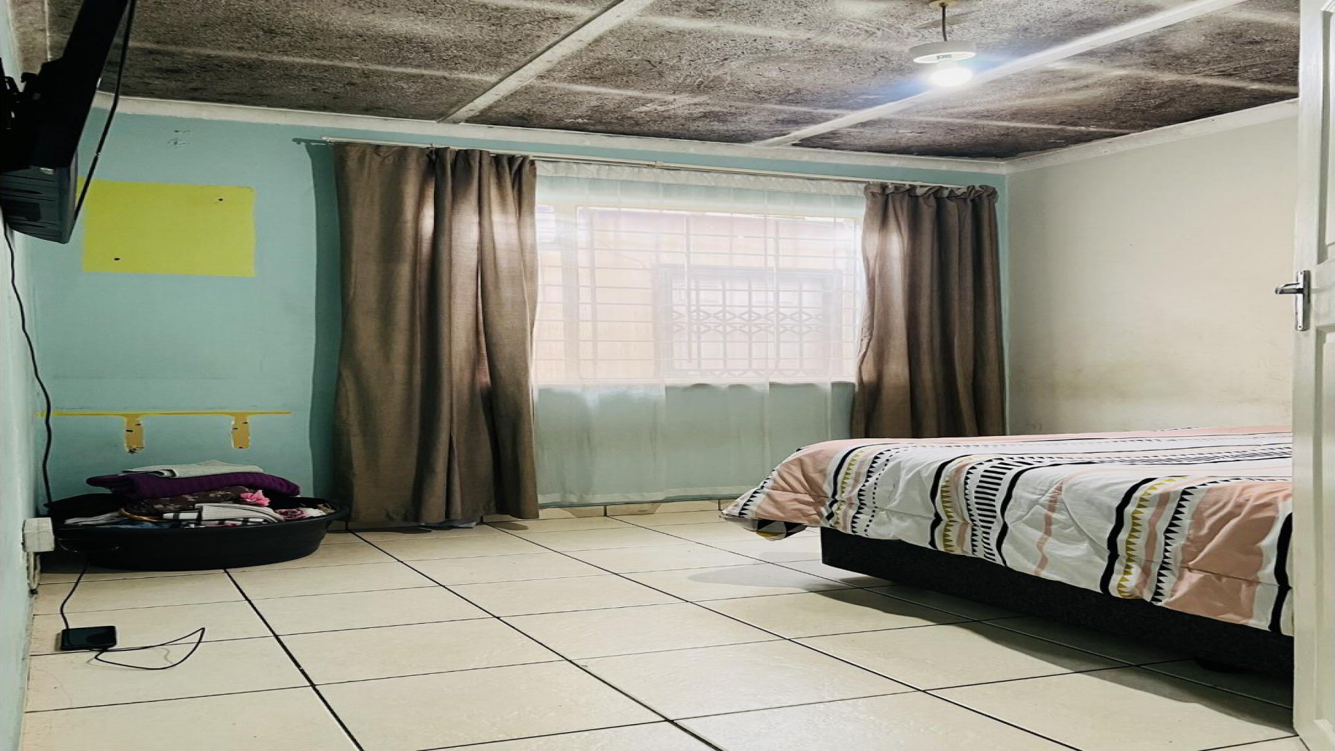 Bed Room 4 of property in Newlands - JHB