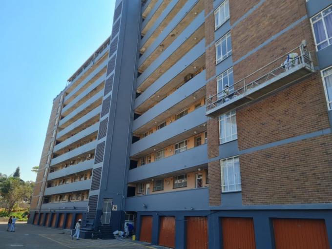 2 Bedroom Apartment for Sale For Sale in Montclair (Dbn) - MR588283