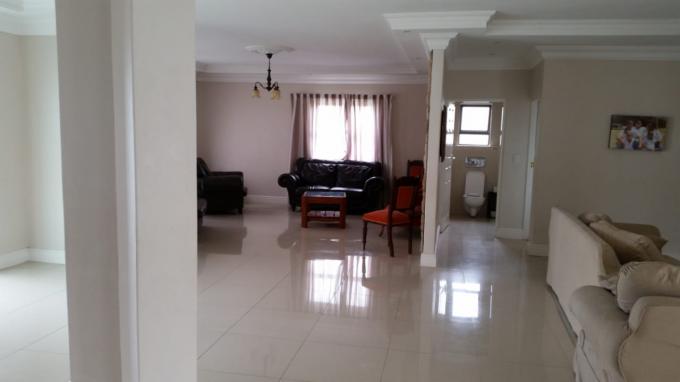 4 Bedroom House for Sale For Sale in Rouxville - CPT - MR588316