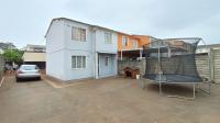 Front View of property in Greenbury