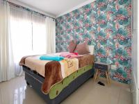Bed Room 1 of property in Cassim Park